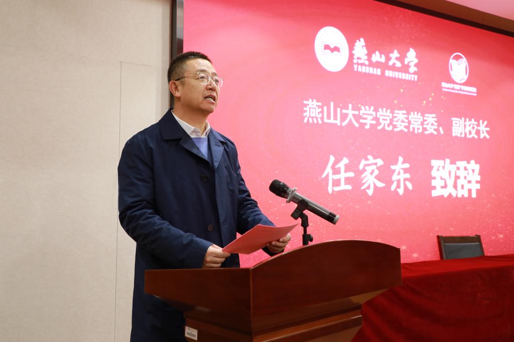 //www.tiyutouzhu.net/__local/4/94/9A/D6EFB16CB499179B1415D4E968D_A46250DD_E04A.jpg